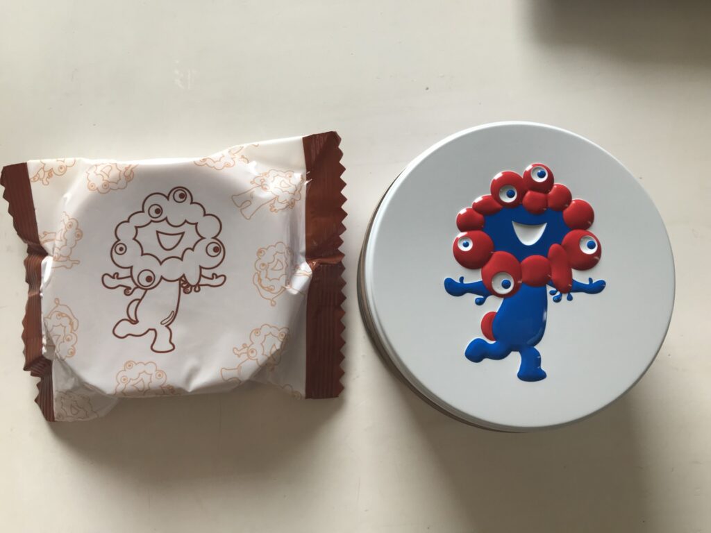 ミャクミャクゴーフル